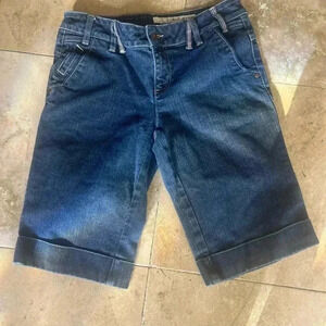 DKNY Bermuda Jean shorts. Size 8 excellent condition. Cuff hem.